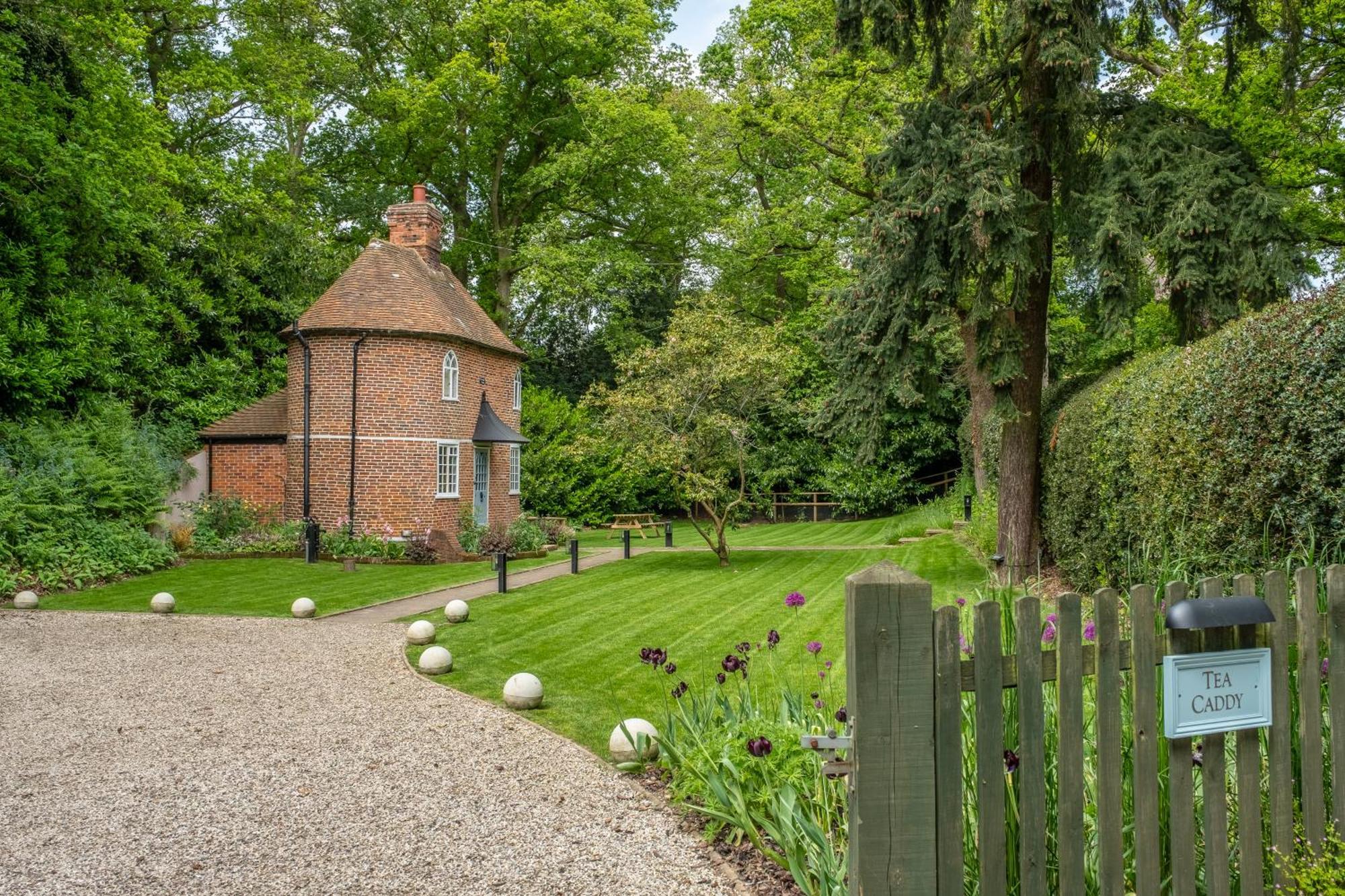 A Fairy-Tale Luxurious Cottage - The Tea Caddy Colchester Exterior foto